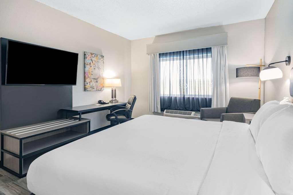 La Quinta By Wyndham Evansville Phòng bức ảnh